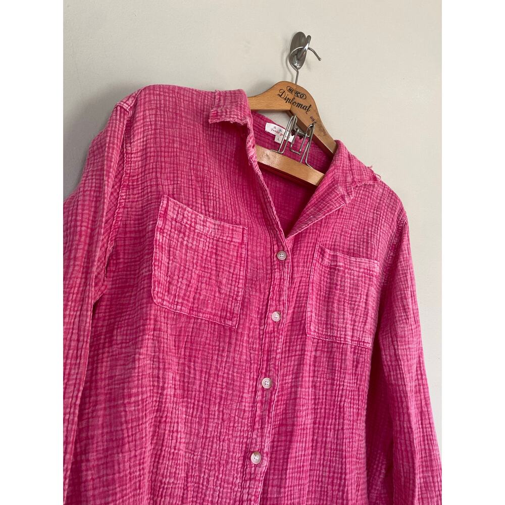 Sweet Generis pink gauzey cotton button down shirt size large raw hem